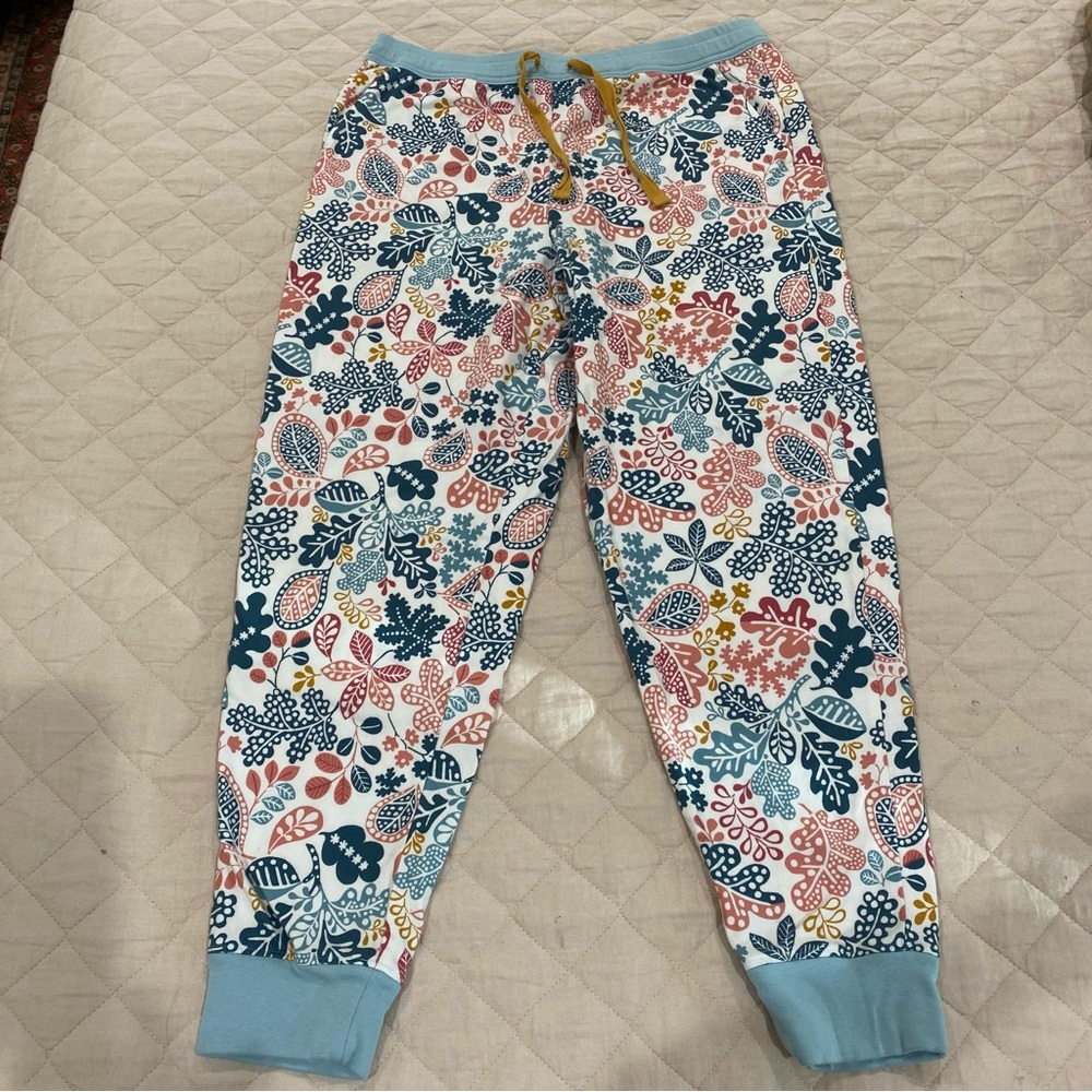 Garnet Hill Leaf Pattern Pajama Pants - Multicolor